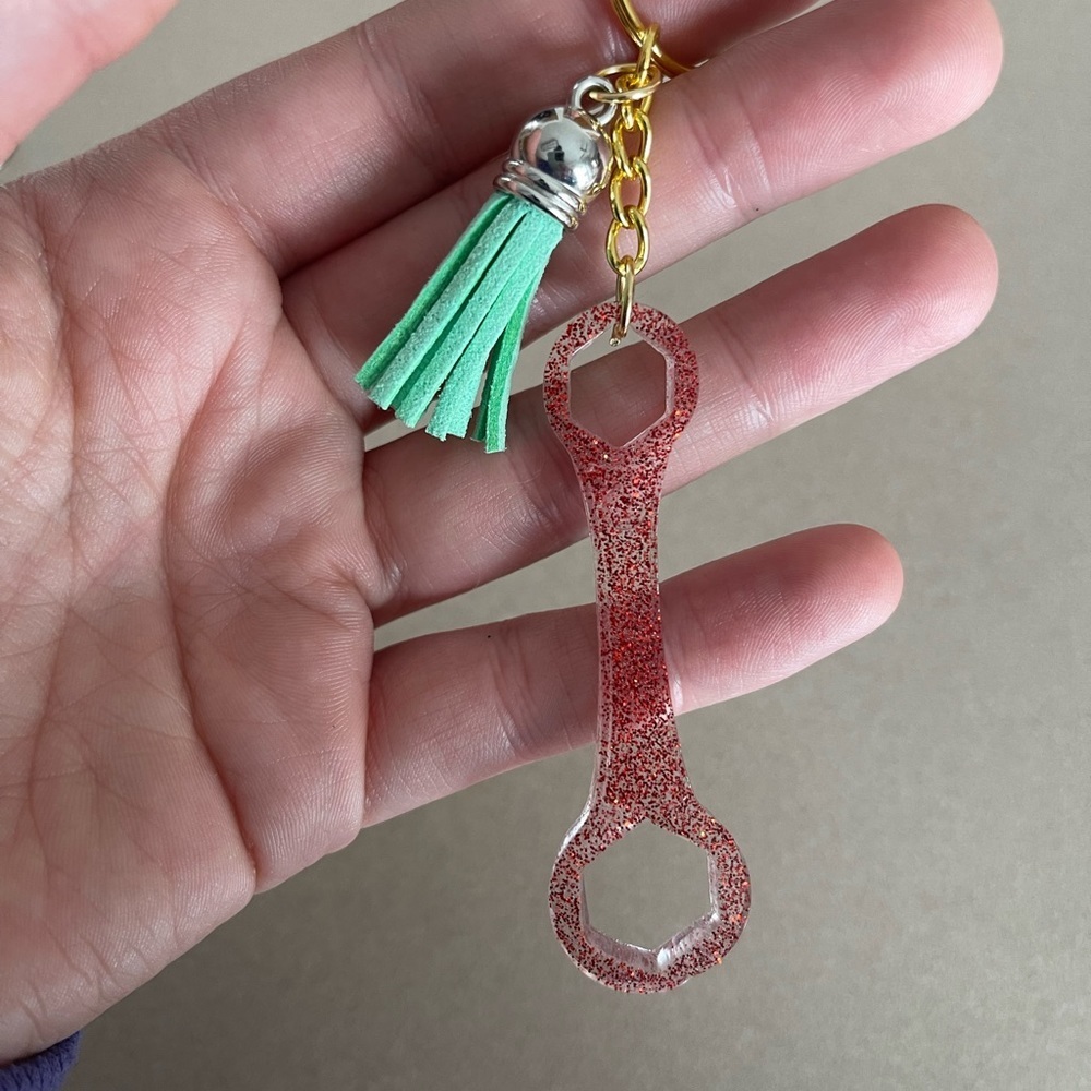 🎉🎉HP🎉🎉 Set of 2: Handmade Wrench Keychains - Picture 4 of 8